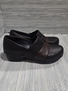 Dansko Black Brown Tenley clogs size 40